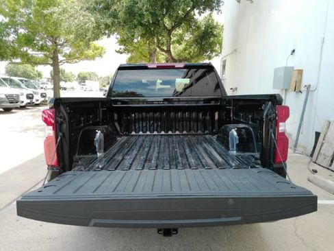 Used 2026 Chevrolet Silverado 1500 RST AWD/4WD image 7