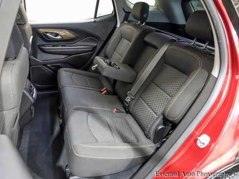 Certified 2020 GMC Terrain SLE image 11