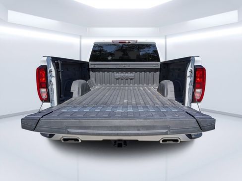 Used 2024 GMC Sierra 1500 Elevation w/ LPO, Elevation Black Package AWD/4WD image 13
