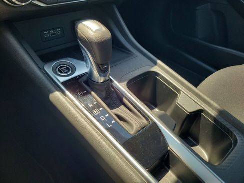 Certified 2023 Nissan Sentra SV image 32