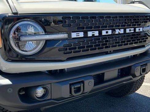 New 2026 Ford Bronco Badlands AWD/4WD image 11