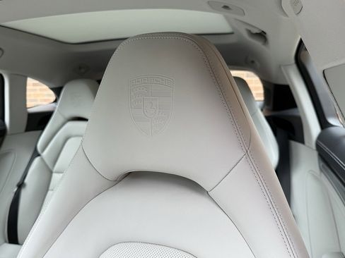 Certified 2022 Porsche Panamera 4 image 19