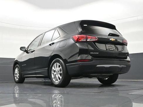 Used 2023 Chevrolet Equinox LT FWD image 30