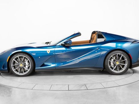 Certified 2021 Ferrari 812 GTS image 4