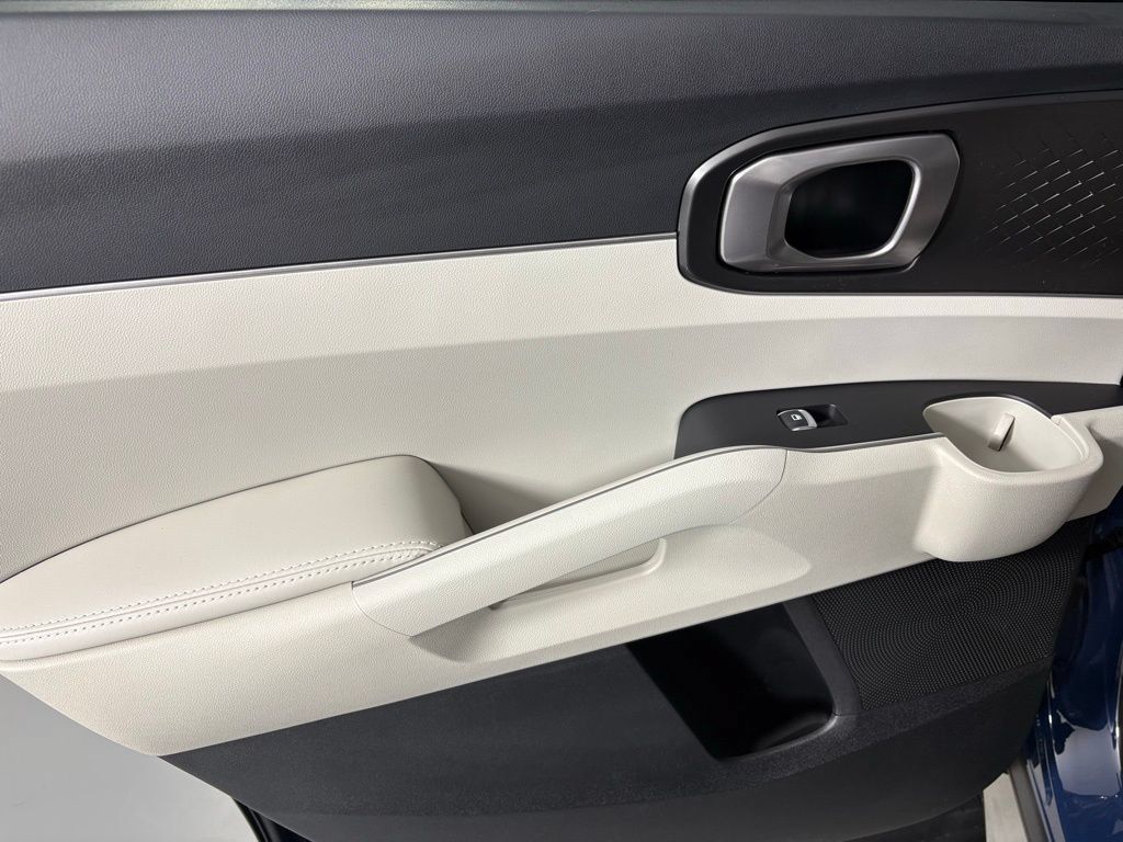 New 2026 Kia Sorento S w/ S Panoramic Sunroof Package FWD image 35