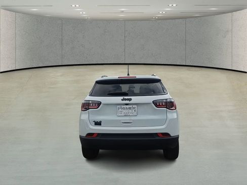 New 2026 Jeep Compass Latitude image 6