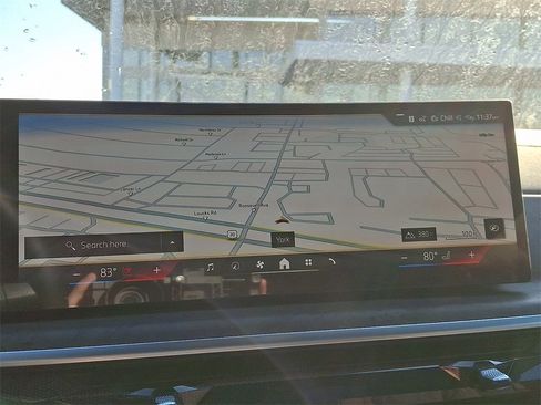 New 2026 BMW X5 xDrive40i w/ Executive Package image 17