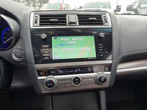 Used 2017 Subaru Outback 2.5i Touring image 33