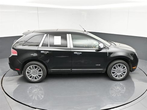 Used 2010 Lincoln MKX AWD image 23