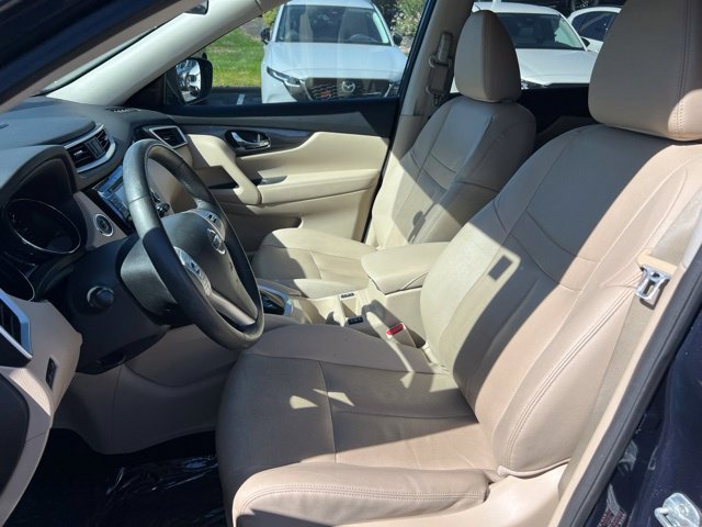 Used 2016 Nissan Rogue SL w/ SL Premium Package FWD image 29