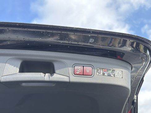 New 2026 Mercedes-Benz GLE 63 AMG S image 15