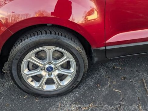 Used 2019 Ford EcoSport SE image 9