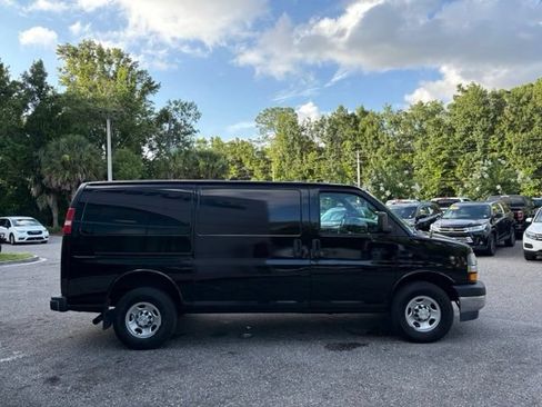 Used 2019 Chevrolet Express 2500 w/ Driver Convenience Package RWD image 6