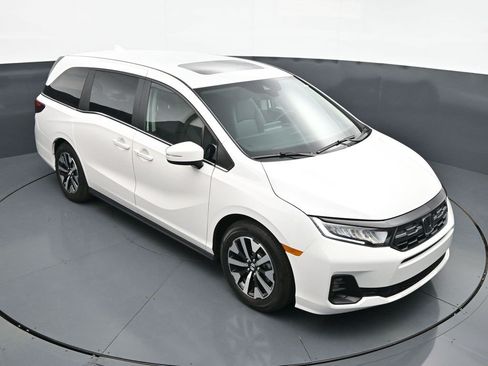 Used 2026 Honda Odyssey EX-L image 21
