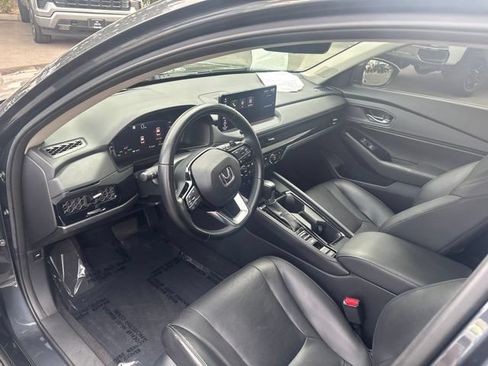 Used 2023 Honda Accord Touring image 10
