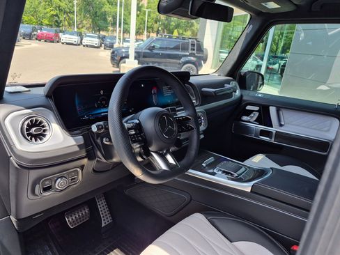 Certified 2025 Mercedes-Benz G 63 AMG 4MATIC image 14