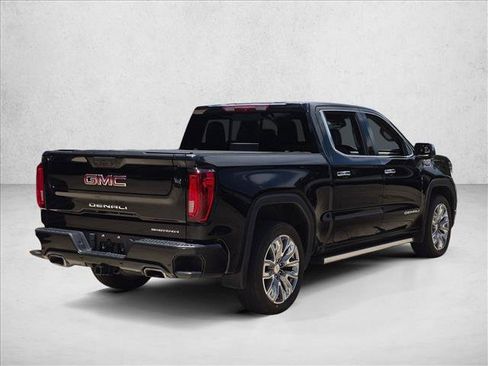 Used 2024 GMC Sierra 1500 Denali AWD/4WD image 5