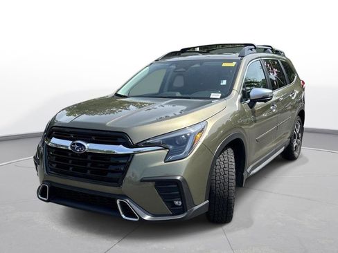 Used 2023 Subaru Ascent Touring AWD/4WD image 2