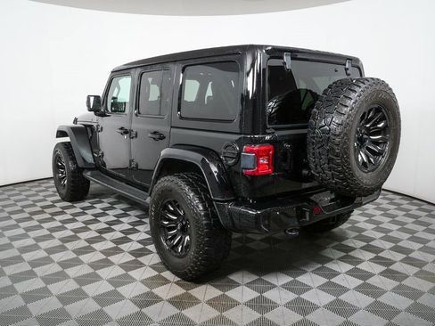 Used 2021 Jeep Wrangler Unlimited Sahara image 3