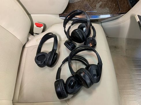 Used 2016 INFINITI QX80 Luxe w/ 22" Wheel Package image 34