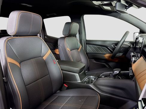 New 2026 GMC Canyon AT4 AWD/4WD image 27