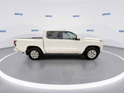Used 2024 Nissan Frontier SV w/ SV Convenience Package RWD image 9