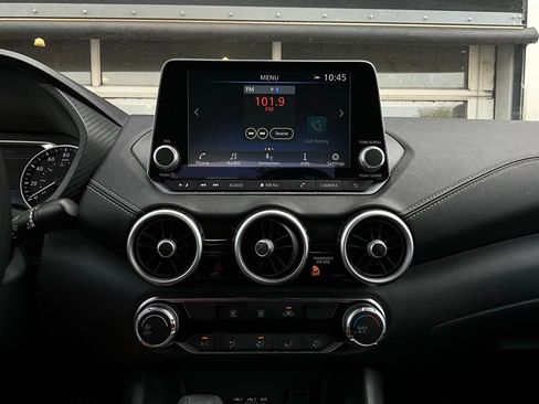 Used 2025 Nissan Sentra SV image 24