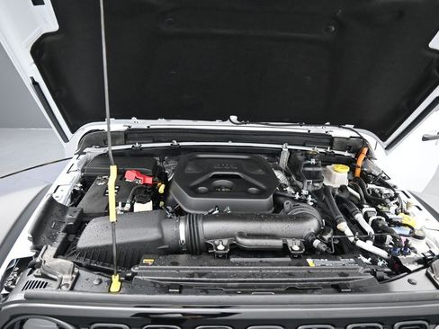 Used 2025 Jeep Wrangler Unlimited Sport S 4xe image 13