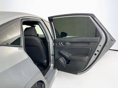 Used 2025 Honda Civic Sport image 28