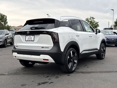 New 2025 Nissan Kicks SR w/ SR Premium Package image 3