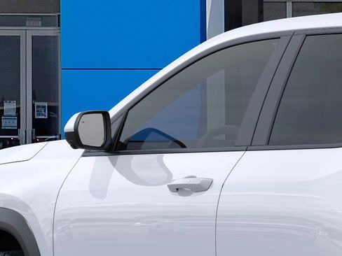 New 2026 Chevrolet Equinox LT w/ Safety and Technology Package image 12