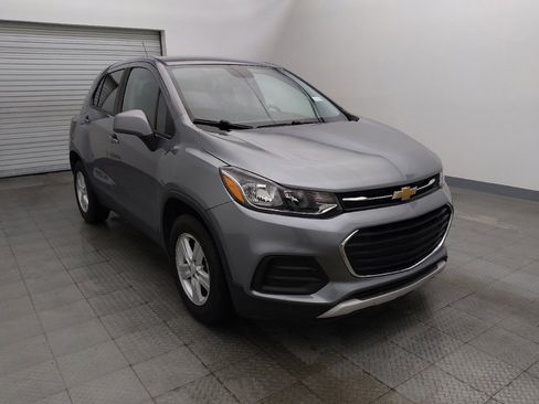 Used 2020 Chevrolet Trax LS w/ Tint and Cruise Package FWD image 13