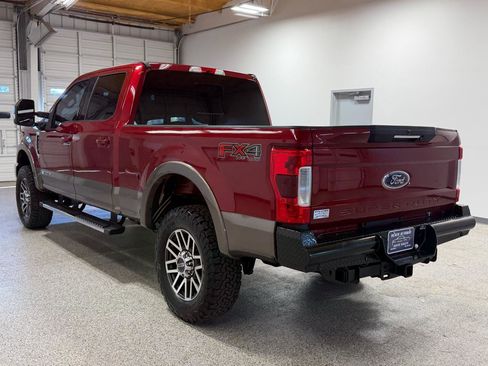 Used 2019 Ford F250 Lariat w/ Lariat Ultimate Package AWD/4WD image 2