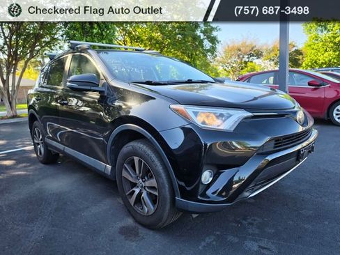 Used 2017 Toyota RAV4 XLE w/ Plus Special Value Package AWD/4WD image 3