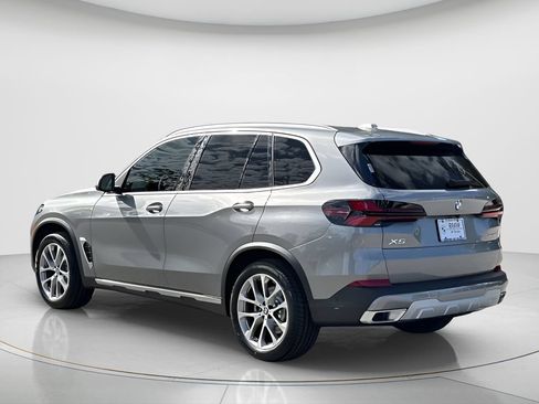 New 2026 BMW X5 sDrive40i RWD image 9