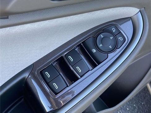 Used 2022 Chevrolet Malibu LS w/ Driver Confidence Package II image 13