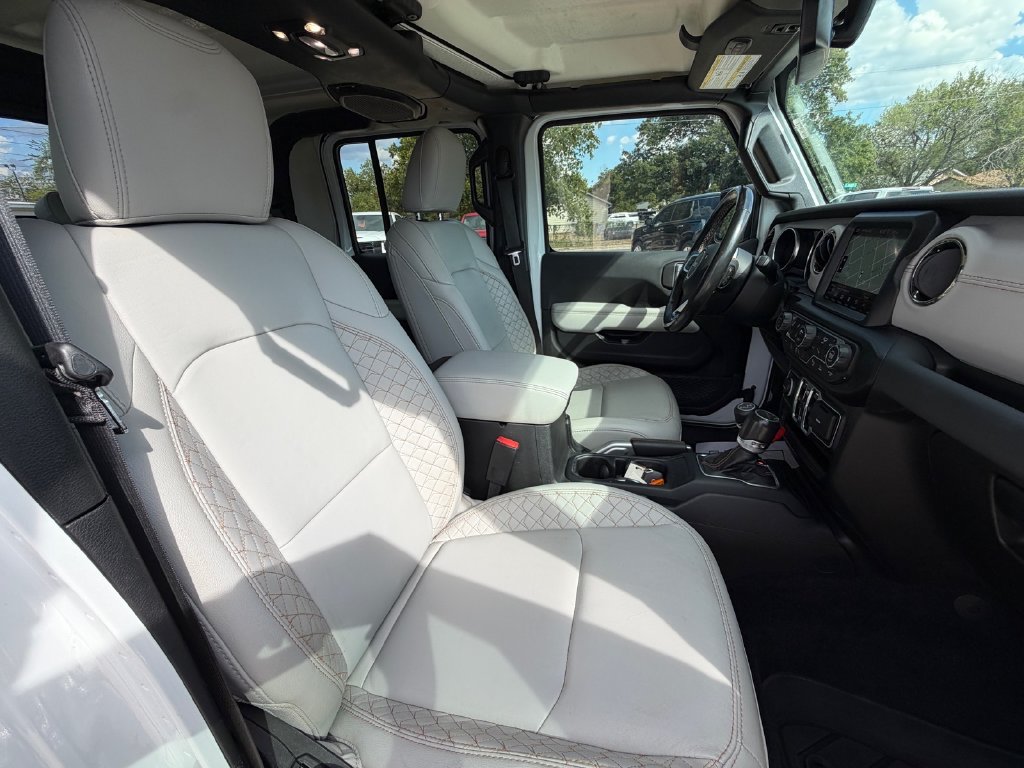 Used 2022 Jeep Gladiator Overland AWD/4WD image 22