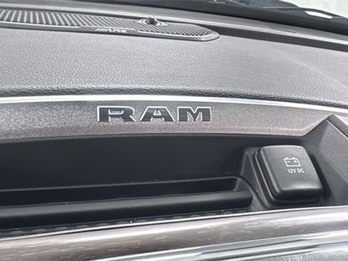 Used 2024 RAM 2500 Laramie image 32