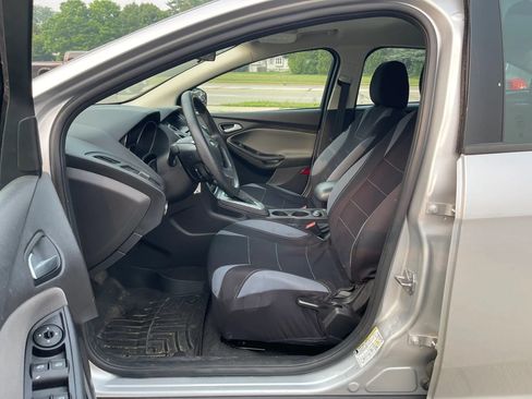 Used 2014 Ford Focus SE FWD image 7