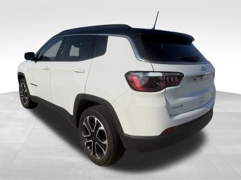 Used 2024 Jeep Compass Limited AWD/4WD image 3
