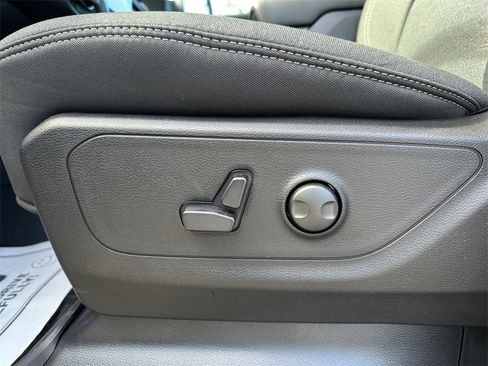 New 2026 RAM 1500 Big Horn image 25