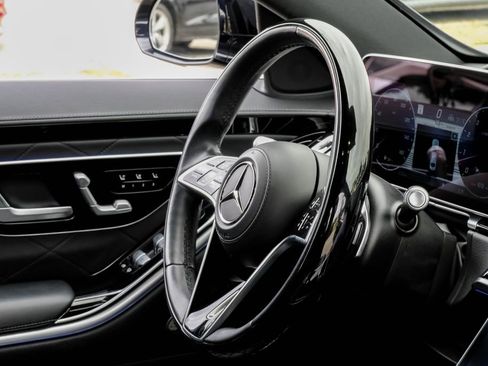 Used 2022 Mercedes-Benz S 580 4MATIC Sedan image 13