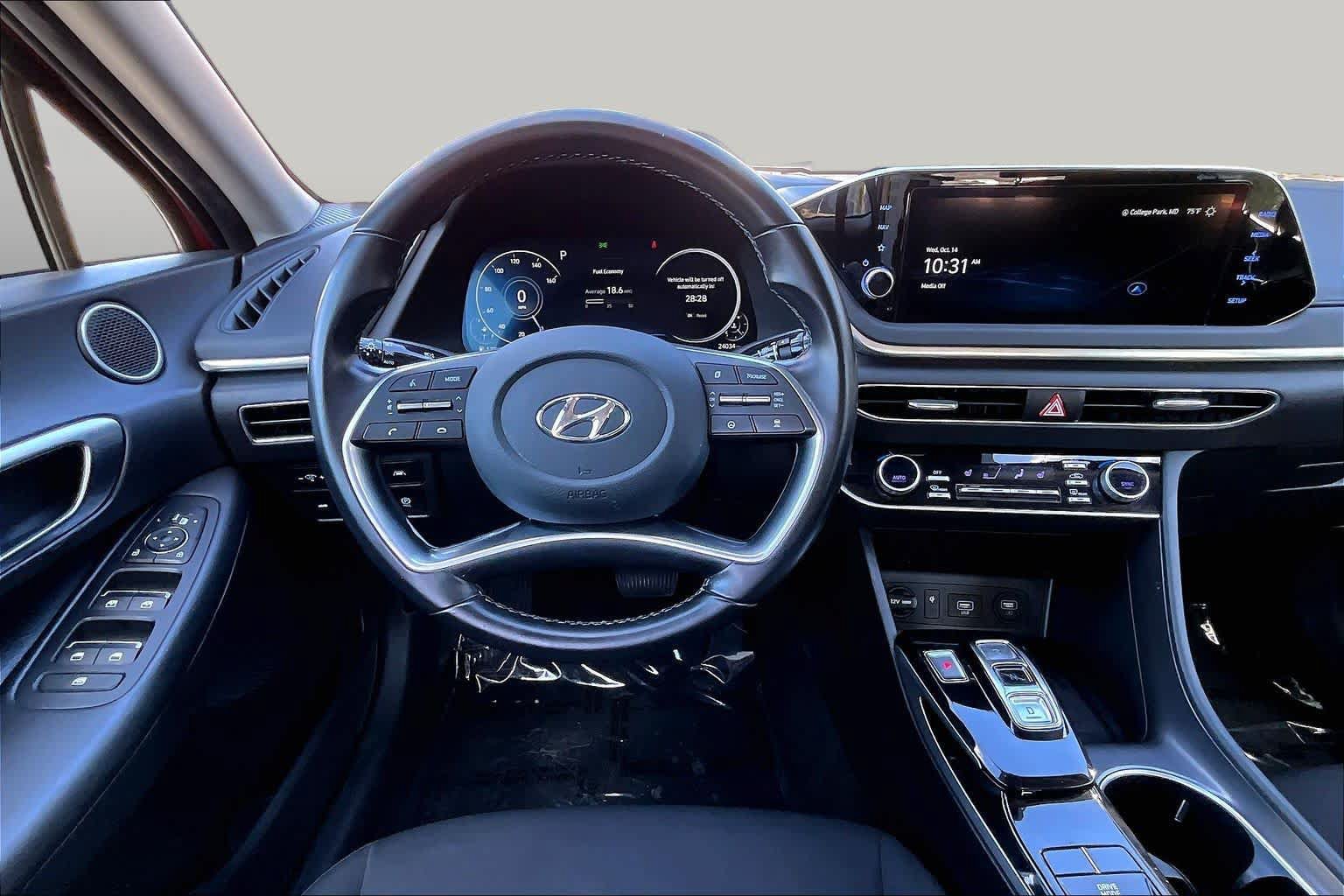 Used 2023 Hyundai Sonata SEL w/ Convenience Package FWD image 6