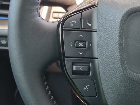 New 2026 Toyota Prius XLE FWD image 26