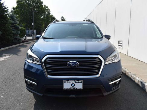 Used 2022 Subaru Ascent Limited w/ Technology Package AWD/4WD image 2