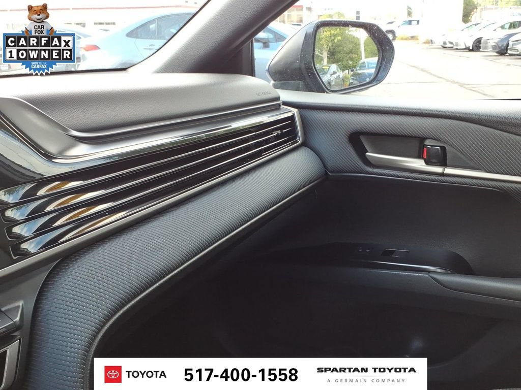 Used 2025 Toyota Camry SE FWD image 25