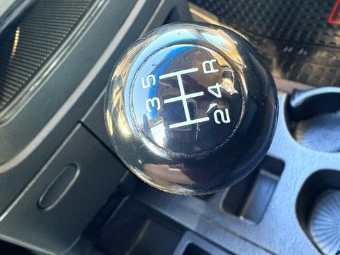 Used 2004 Dodge Ram 1500 Truck ST w/ ST Value Group image 30