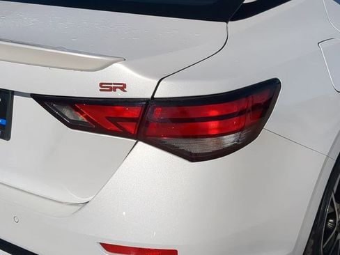 Used 2025 Nissan Sentra SR FWD image 13
