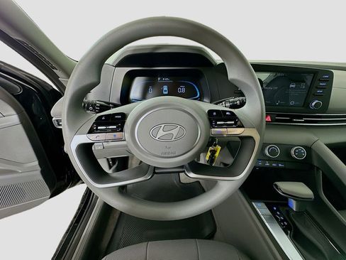 New 2026 Hyundai Elantra SE w/ Cargo Package FWD image 10