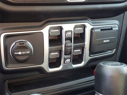 Used 2020 Jeep Wrangler Unlimited Sport S image 23